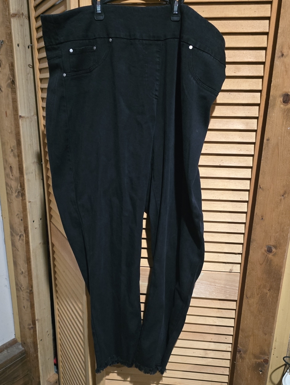 NWT Ruby Rd. Black High-Waist Pull On Pants Size 16P